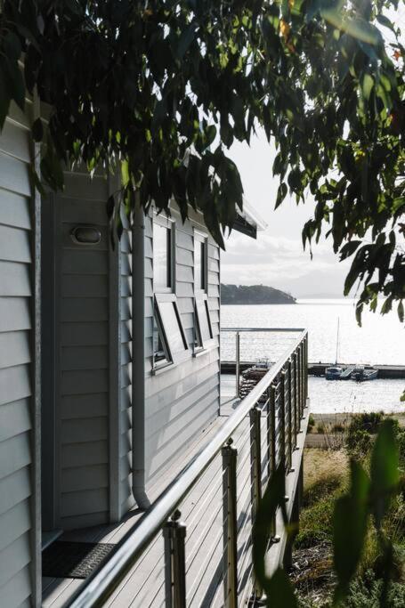 Bruny Boathouse Bed and Breakfast Alonnah Eksteriør billede